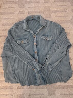 Free People Oversized Womens Waffle Knit Button-Up Shirt. Size XS